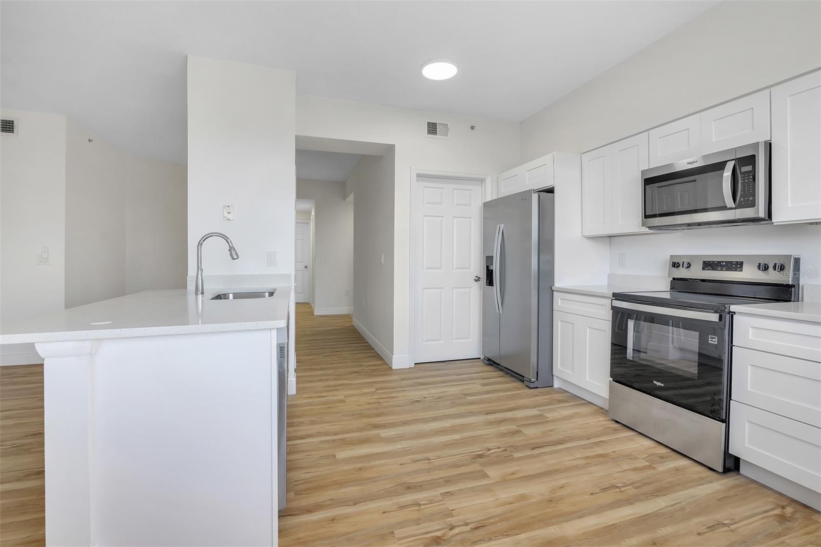 Image 8 of 23 For 10855 Windsor Walk Drive 306