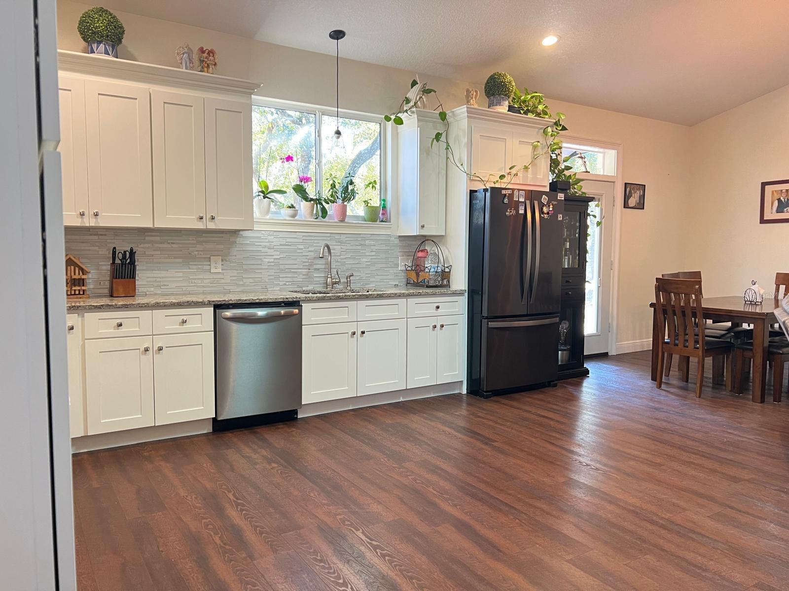 Image 59 of 94 For 965 Pine Hill Boulevard