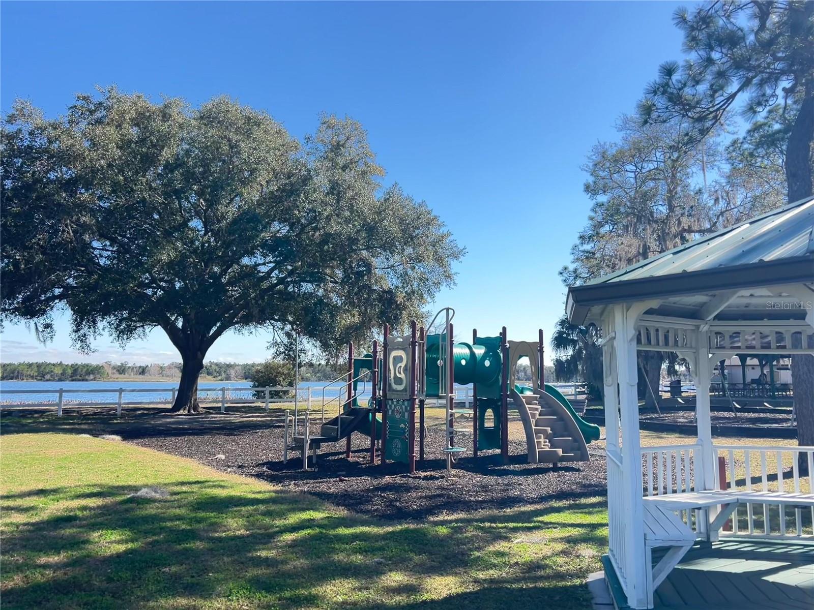 Image 69 of 94 For 965 Pine Hill Boulevard