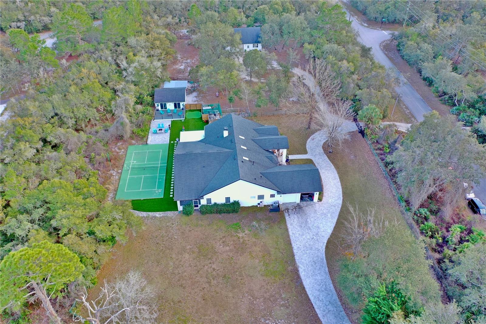 Image 81 of 94 For 965 Pine Hill Boulevard