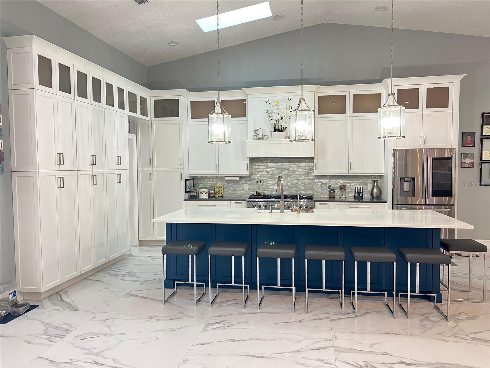 Image 9 of 94 For 965 Pine Hill Boulevard