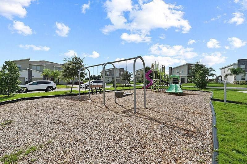 Image 24 of 28 For 563 Ocean Course Avenue N-a