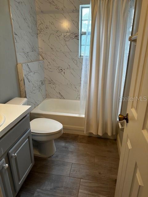 Image 8 of 9 For 224 Emory Place