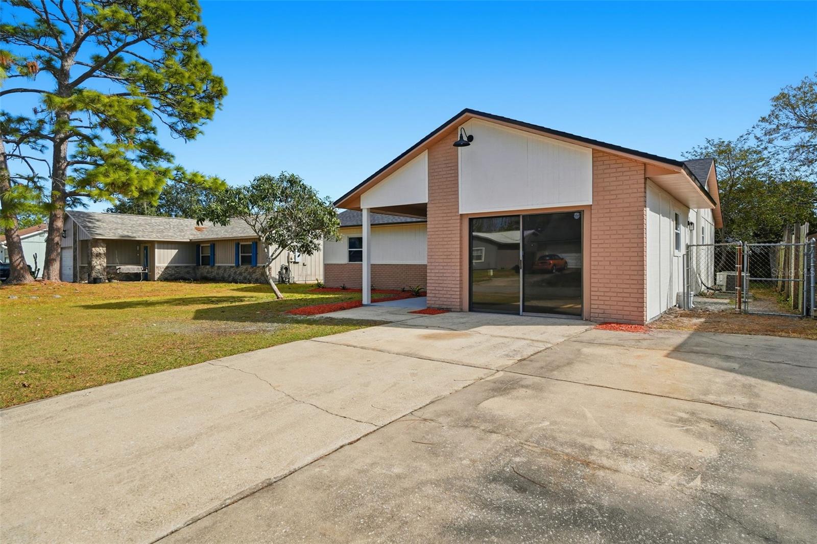 Image 3 of 31 For 2843 Calico Court