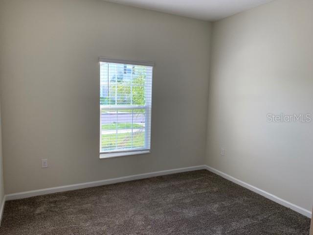 Image 6 of 25 For 16441 Champlain Street