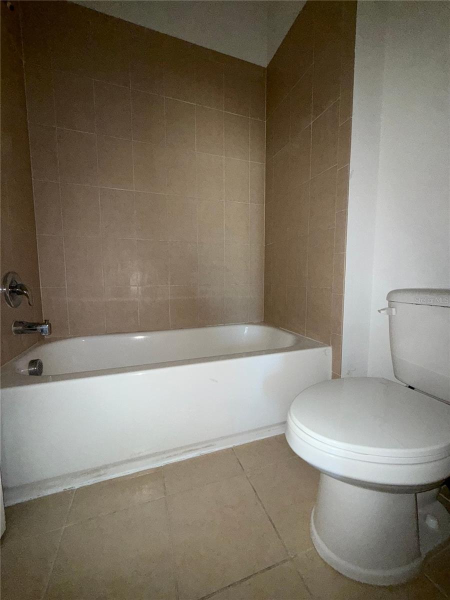 Image 24 of 30 For 1779 Portofino Meadows Boulevard