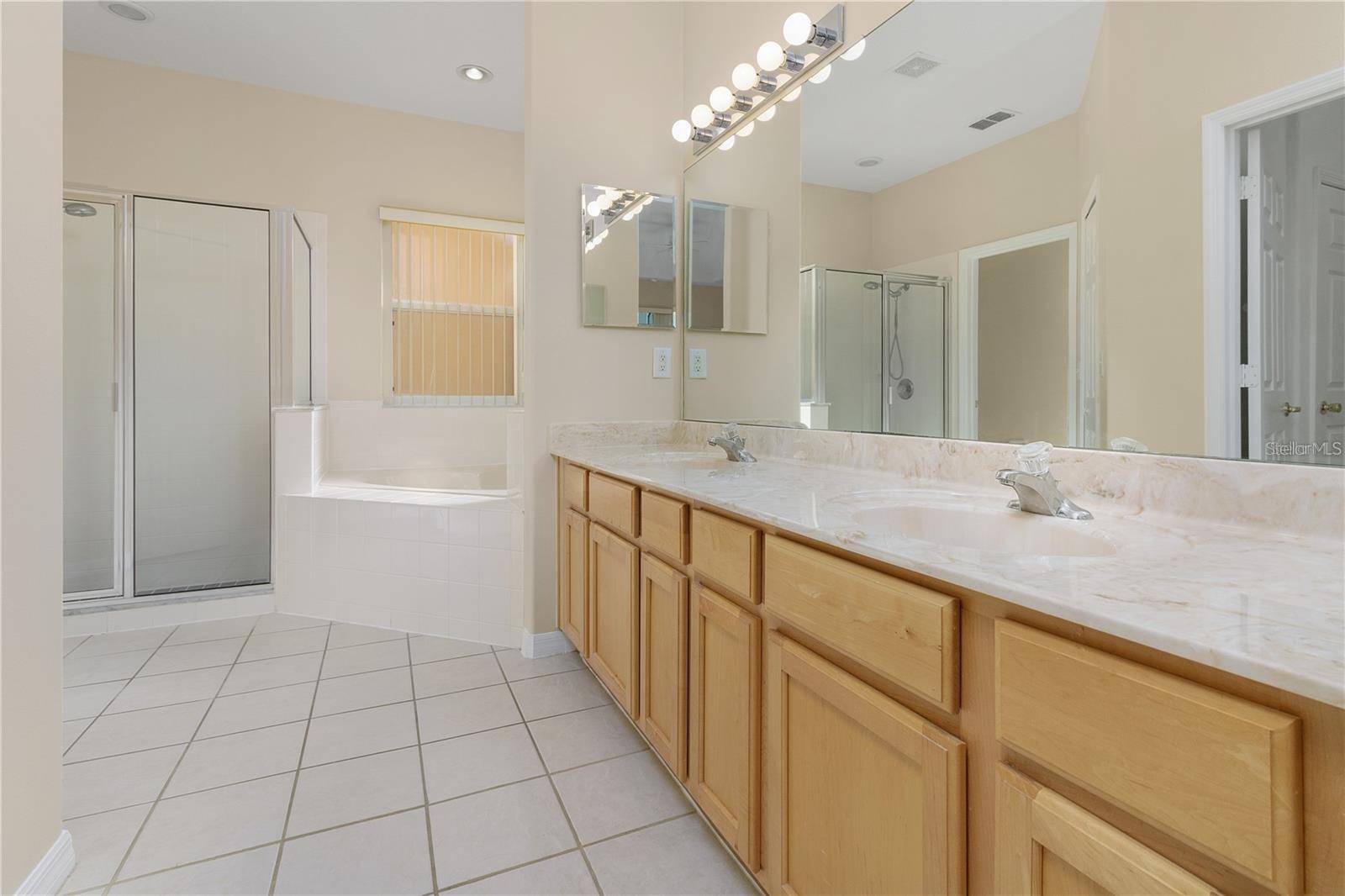 Image 16 of 20 For 626 Corvina Drive