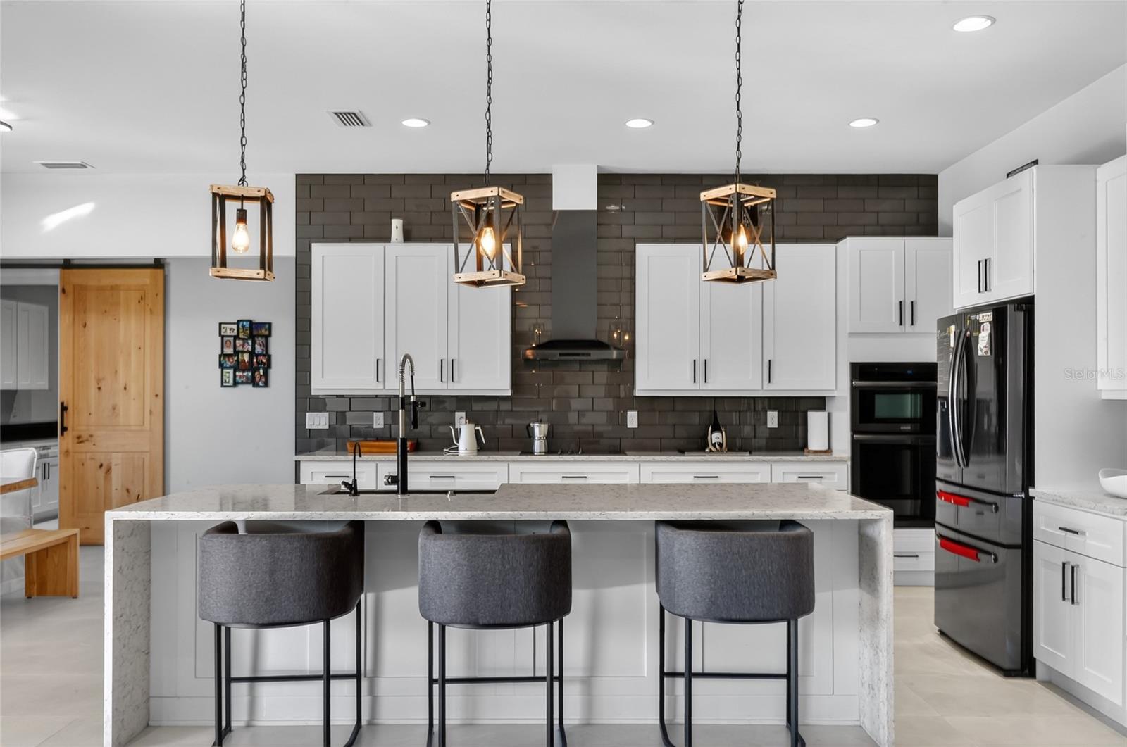 Image 19 of 60 For 19438 Sheldon Street