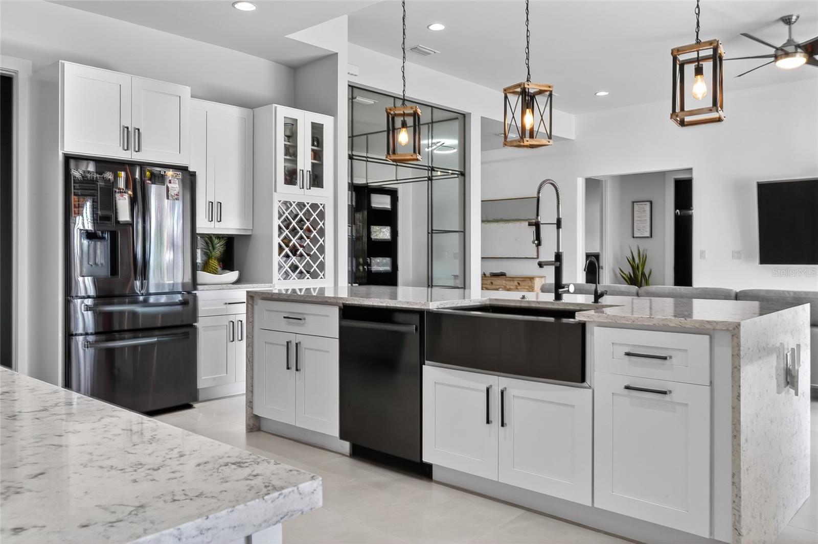 Image 23 of 60 For 19438 Sheldon Street