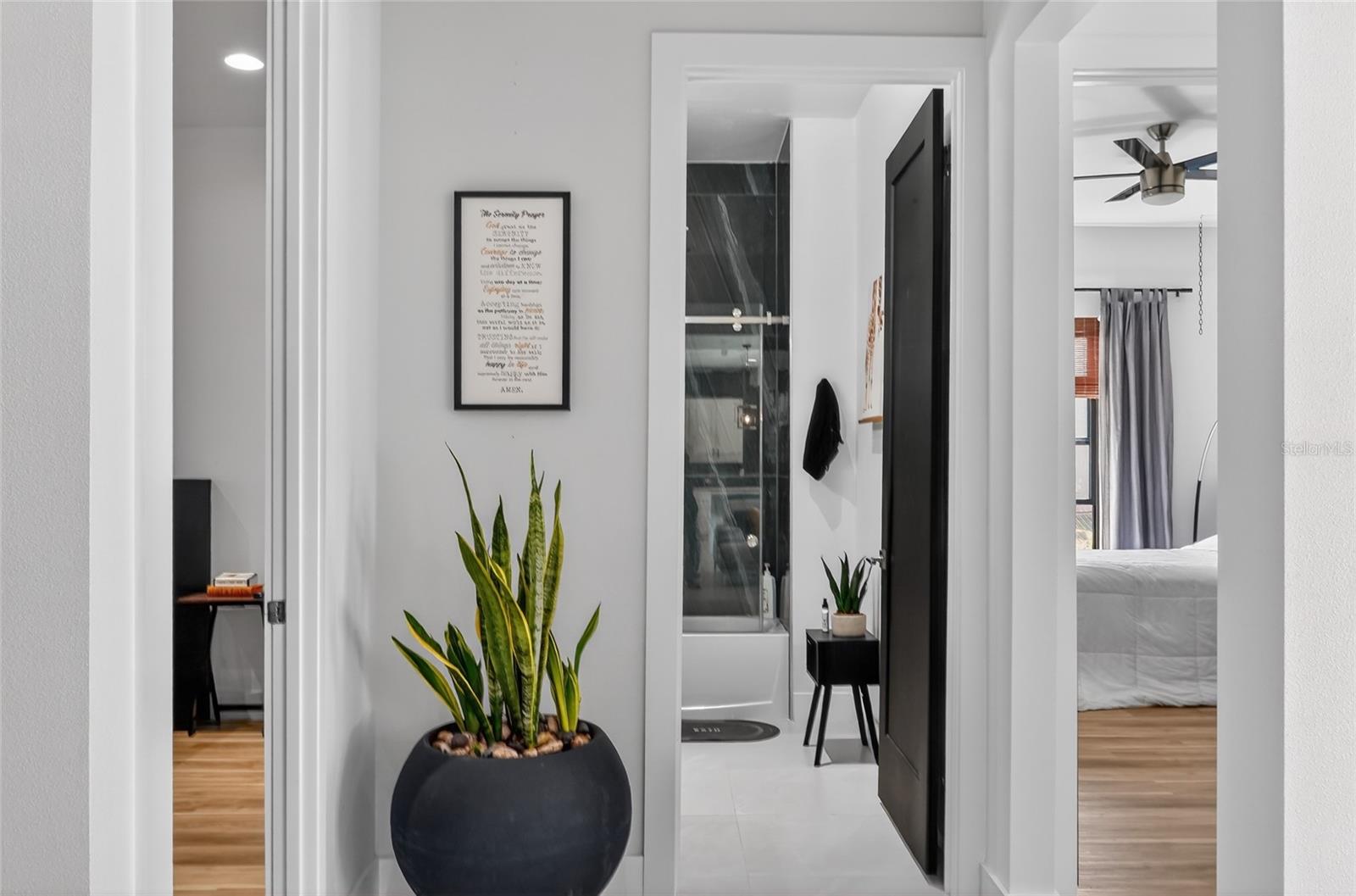 Image 32 of 60 For 19438 Sheldon Street