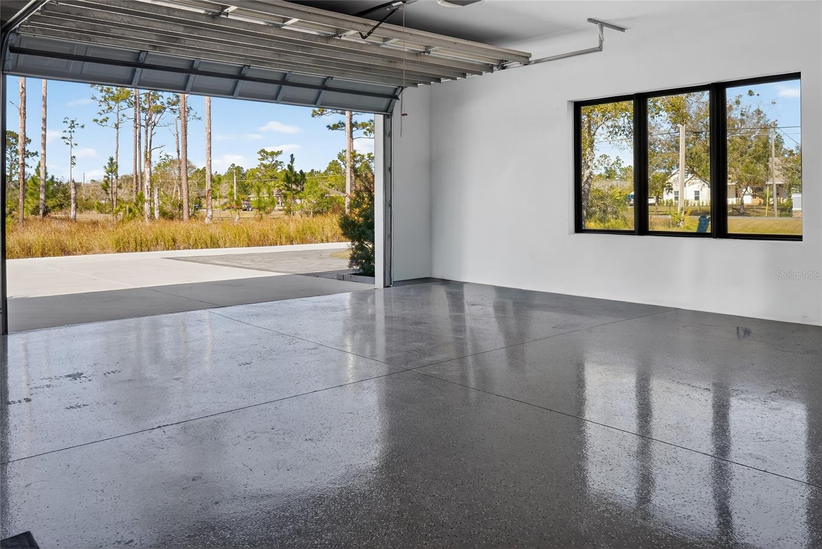 Image 52 of 60 For 19438 Sheldon Street