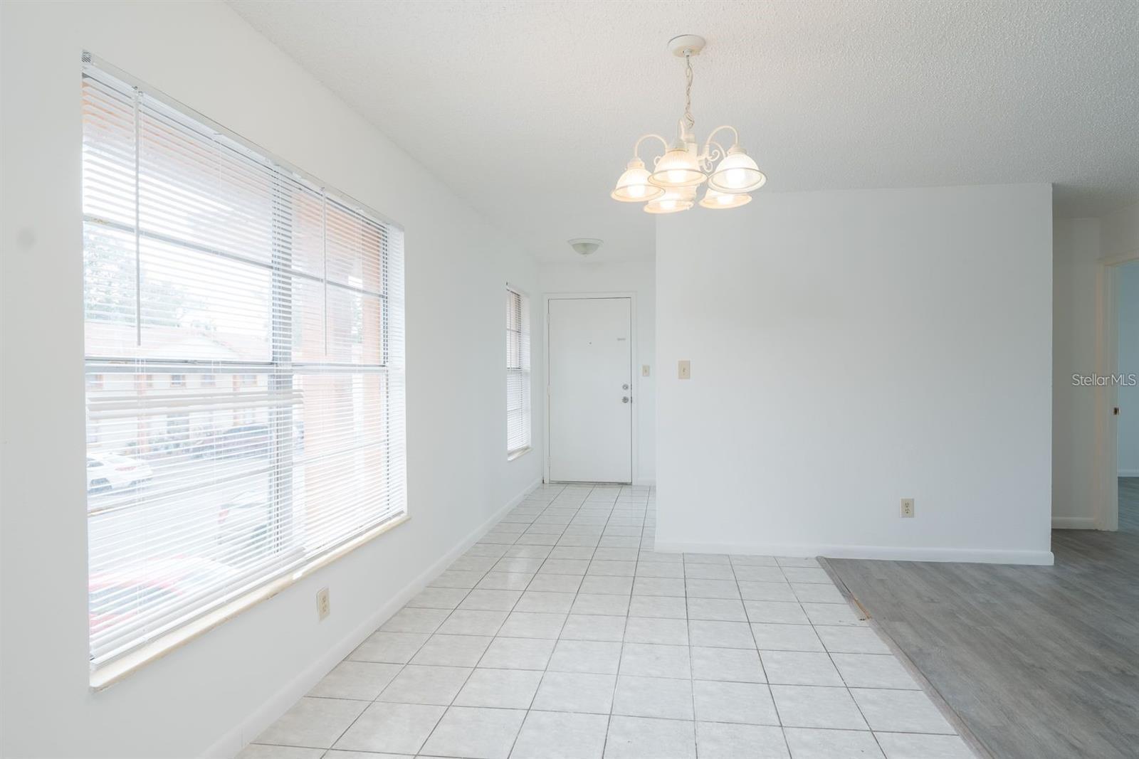 Image 4 of 8 For 1815 Michigan Avenue C