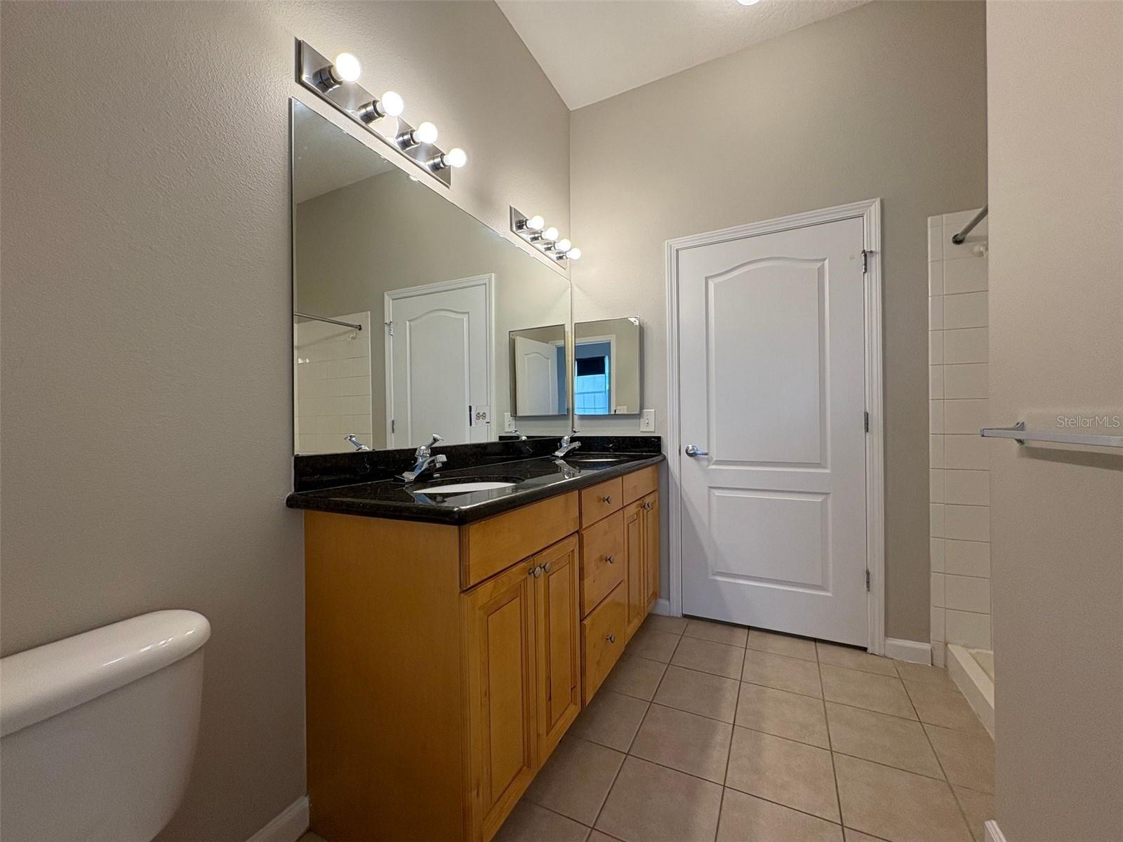 Image 16 of 30 For 5252 Cane Island Loop 301