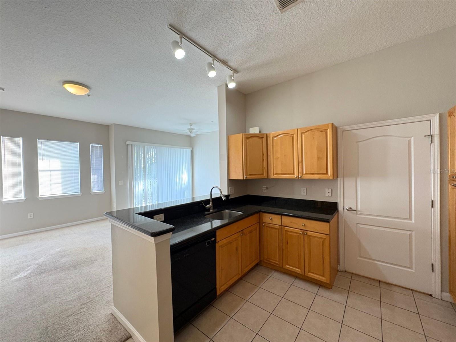 Image 8 of 30 For 5252 Cane Island Loop 301