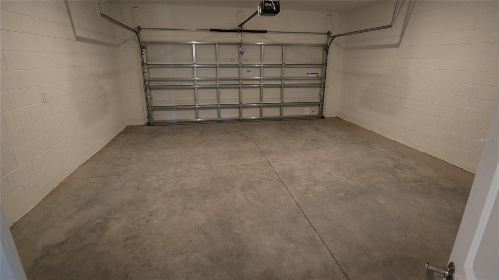 Image 12 of 31 For 984 Top Minnow Road