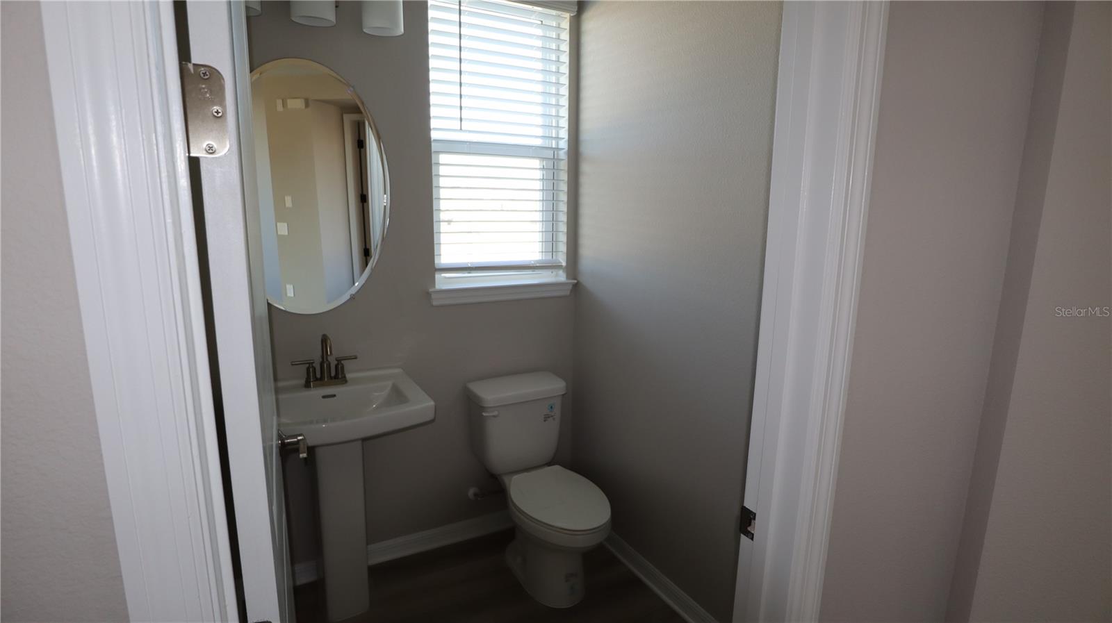 Image 18 of 31 For 984 Top Minnow Road