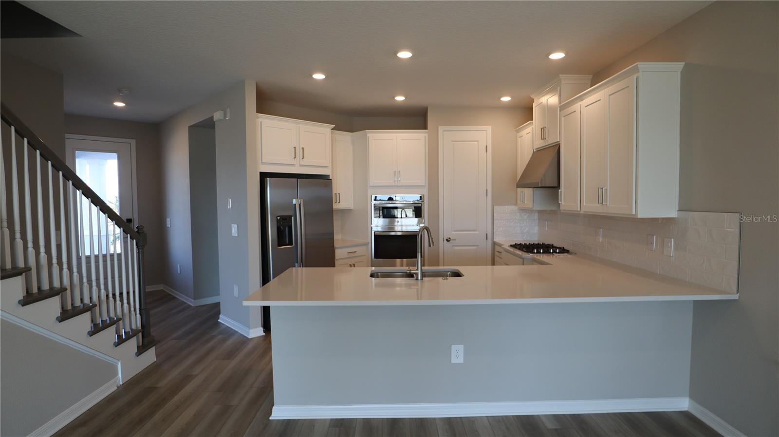 Image 9 of 31 For 984 Top Minnow Road