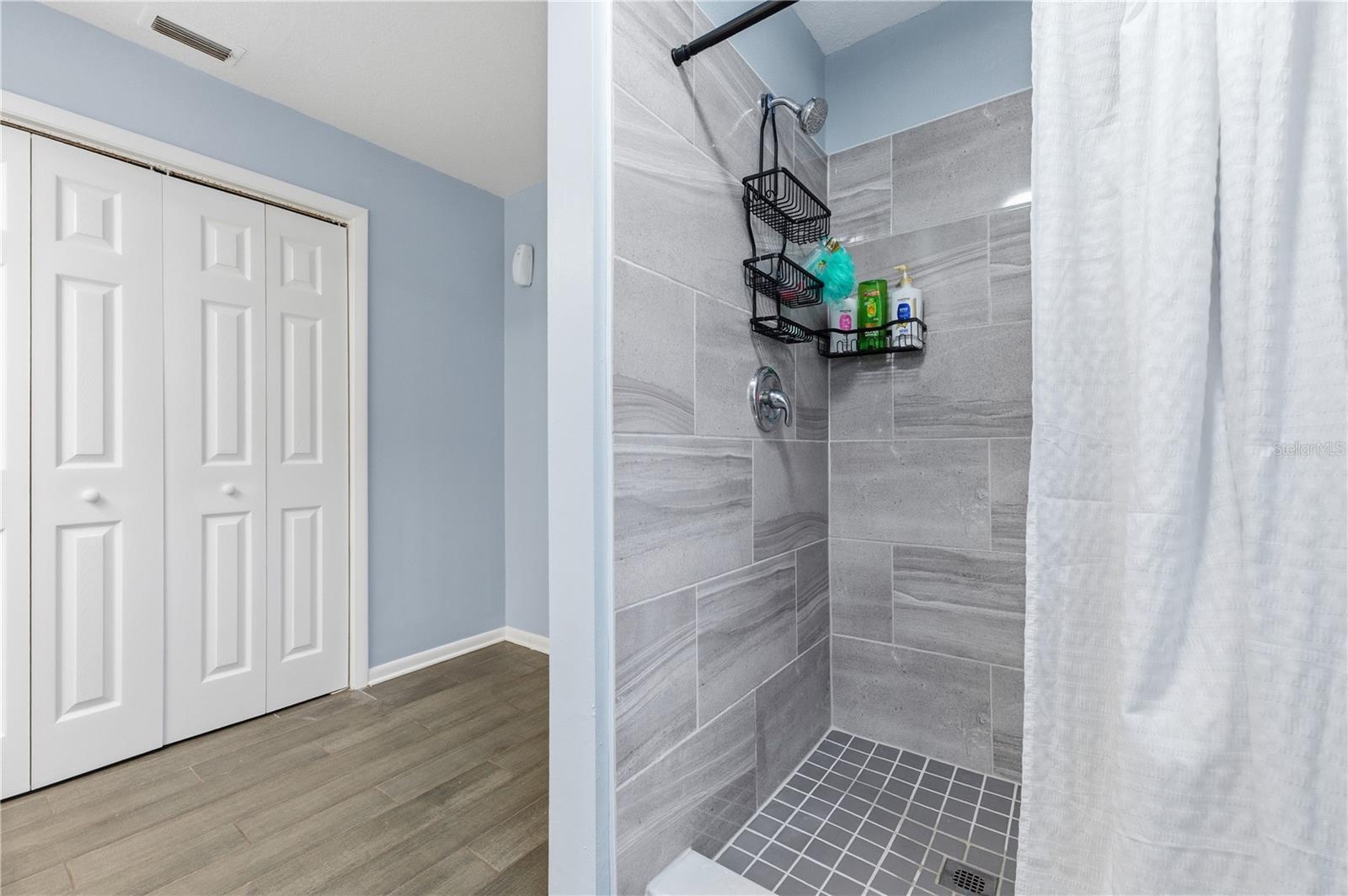 Image 62 of 69 For 6104 Polk Avenue Nw