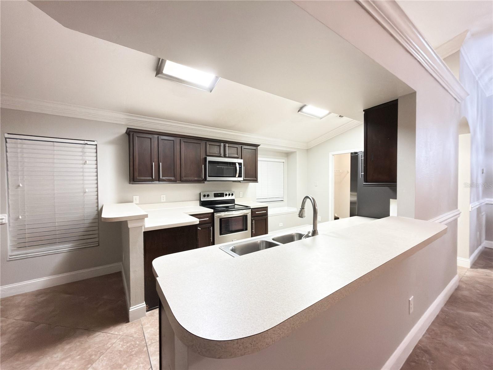 Image 11 of 25 For 14635 Keelford Way