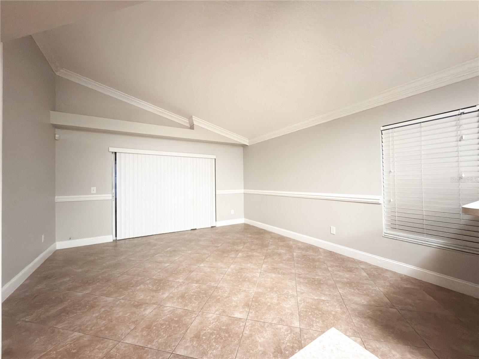 Image 13 of 25 For 14635 Keelford Way