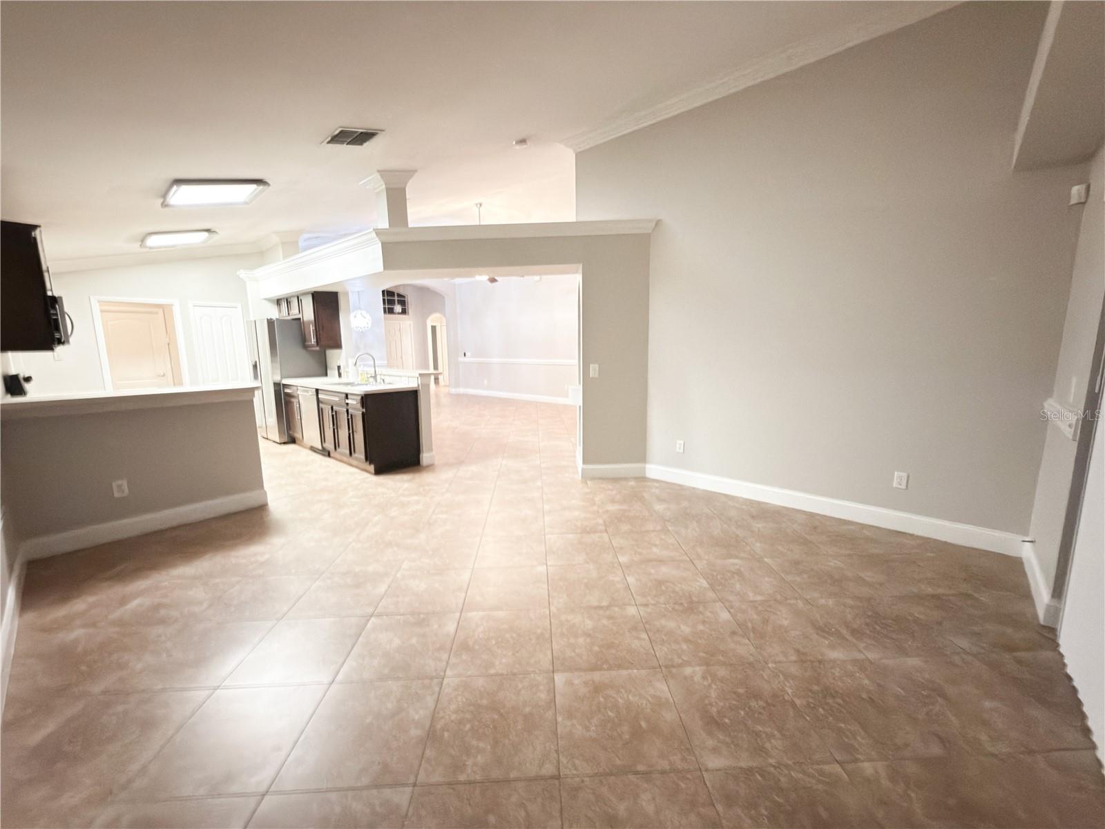 Image 14 of 25 For 14635 Keelford Way