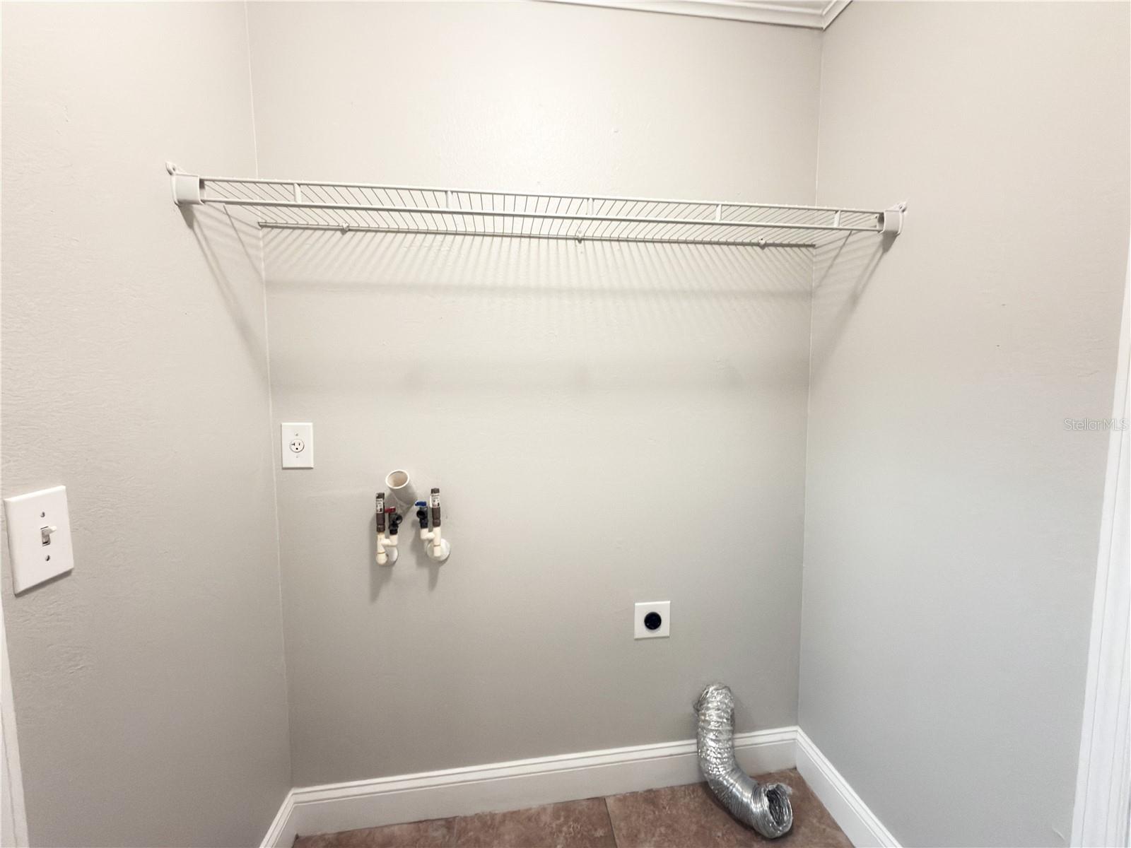 Image 16 of 25 For 14635 Keelford Way