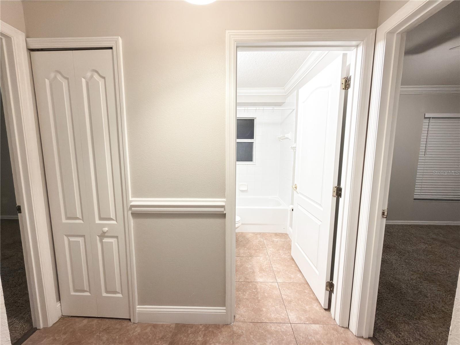 Image 5 of 25 For 14635 Keelford Way