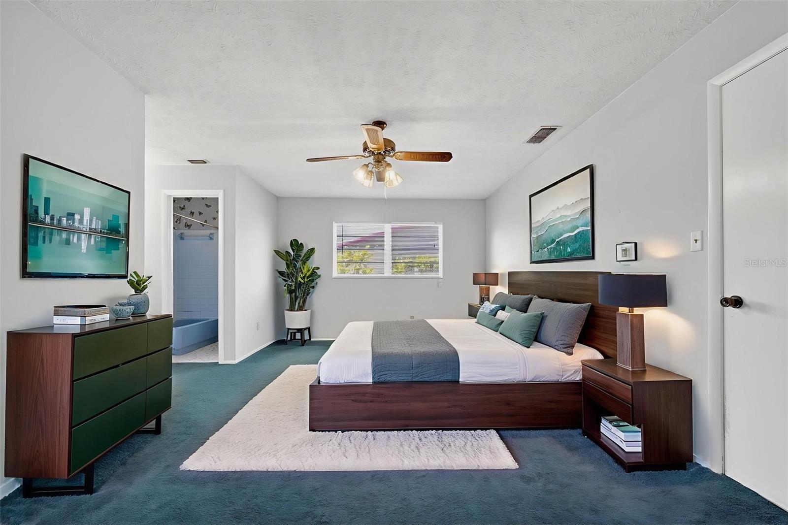 Image 13 of 38 For 10320 Brownwood Avenue