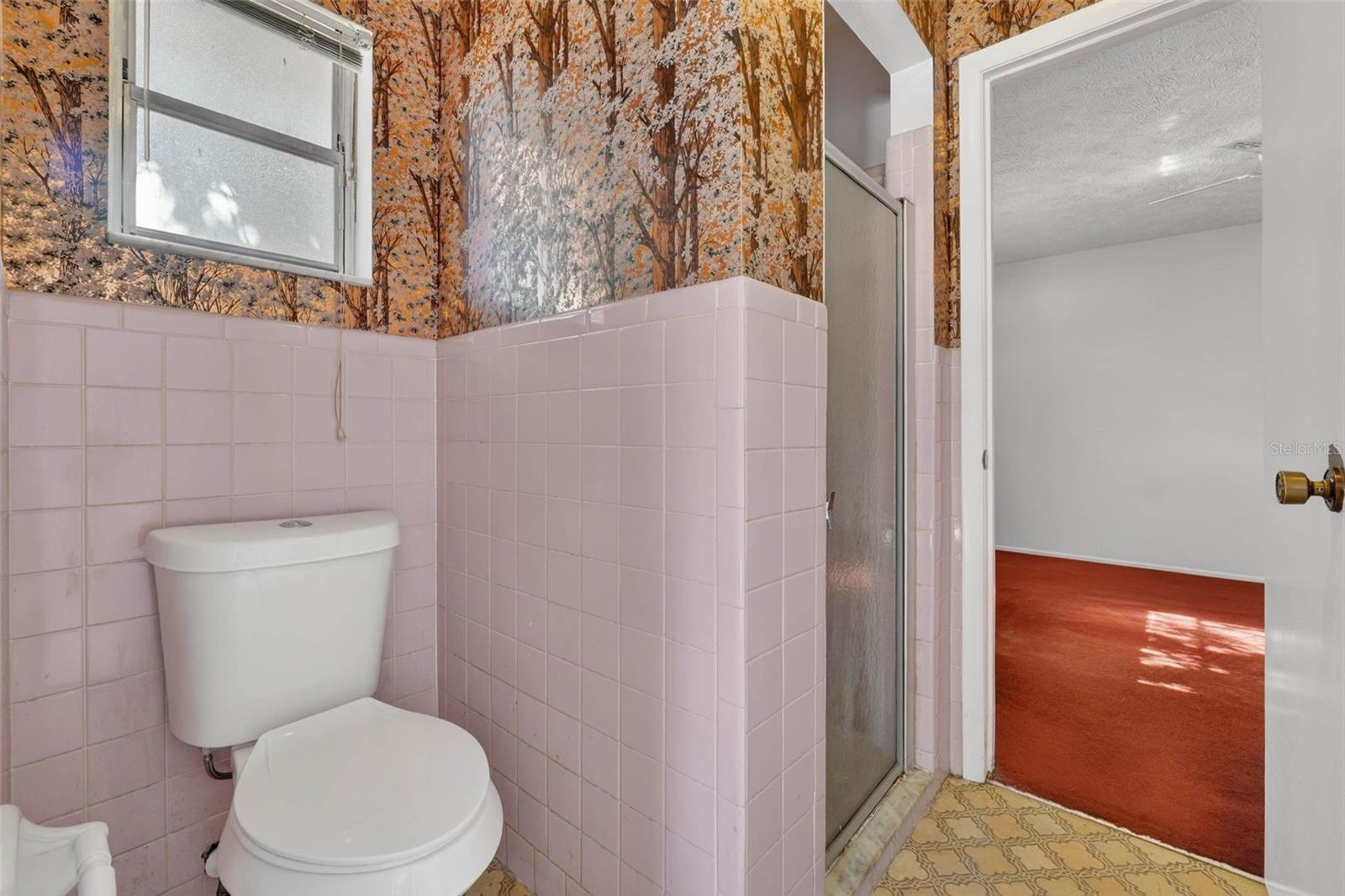 Image 19 of 38 For 10320 Brownwood Avenue