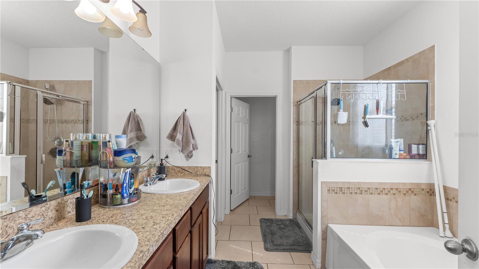 Image 18 of 22 For 3548 Cayugas Loop