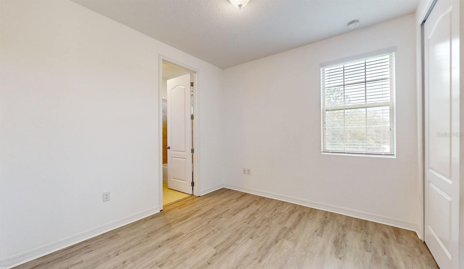 Image 15 of 25 For 14315 Swanley Street