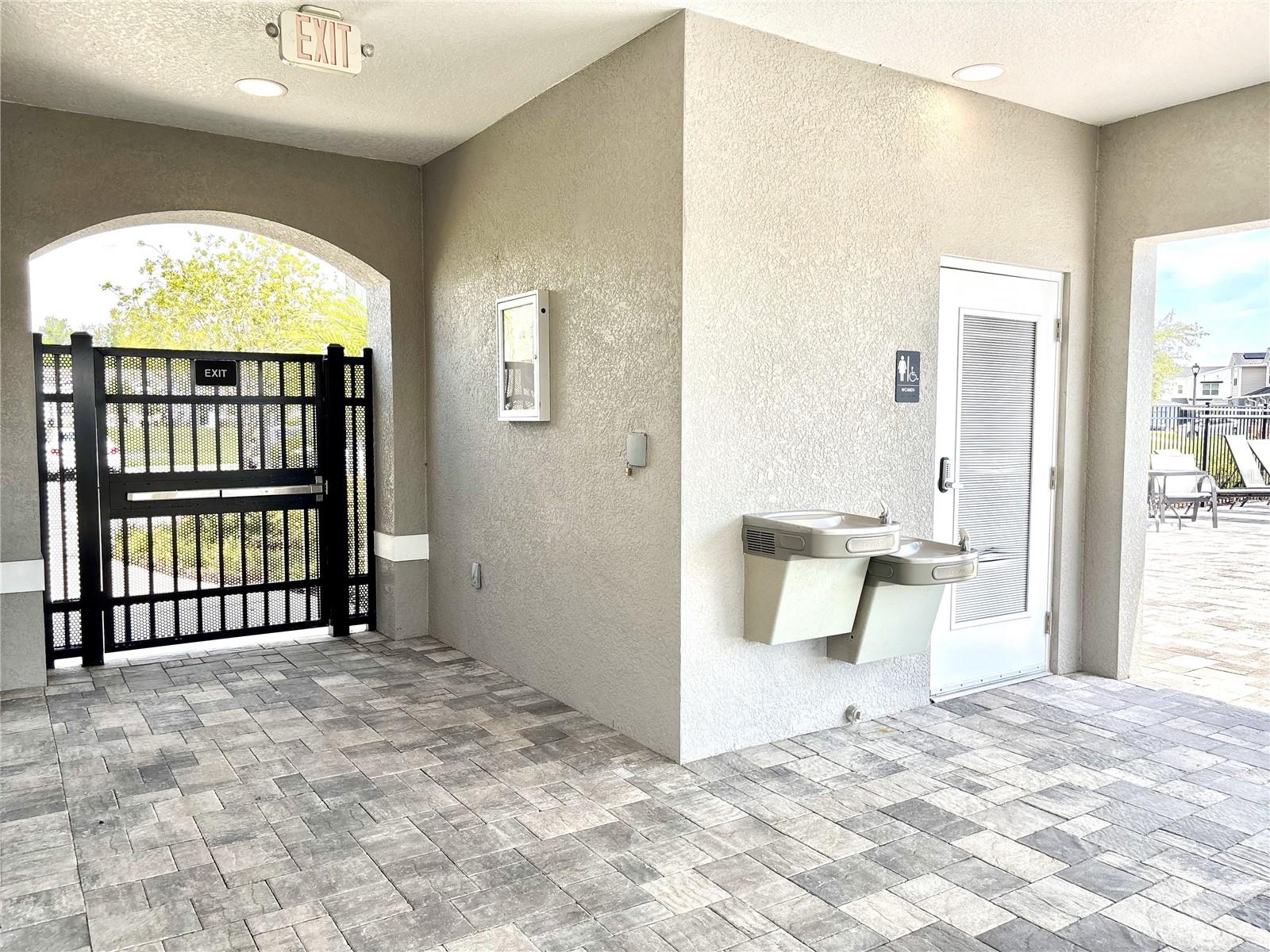 Image 11 of 30 For 921 Spring Palms Loop