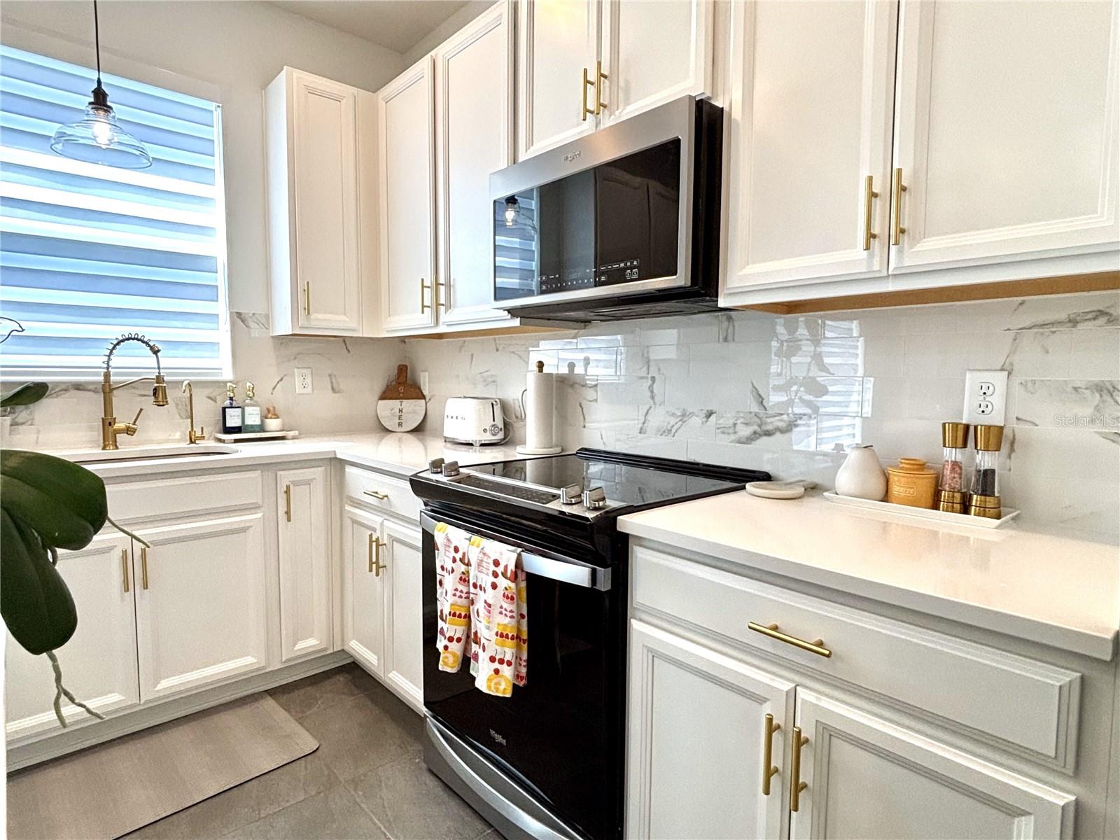 Image 8 of 30 For 921 Spring Palms Loop