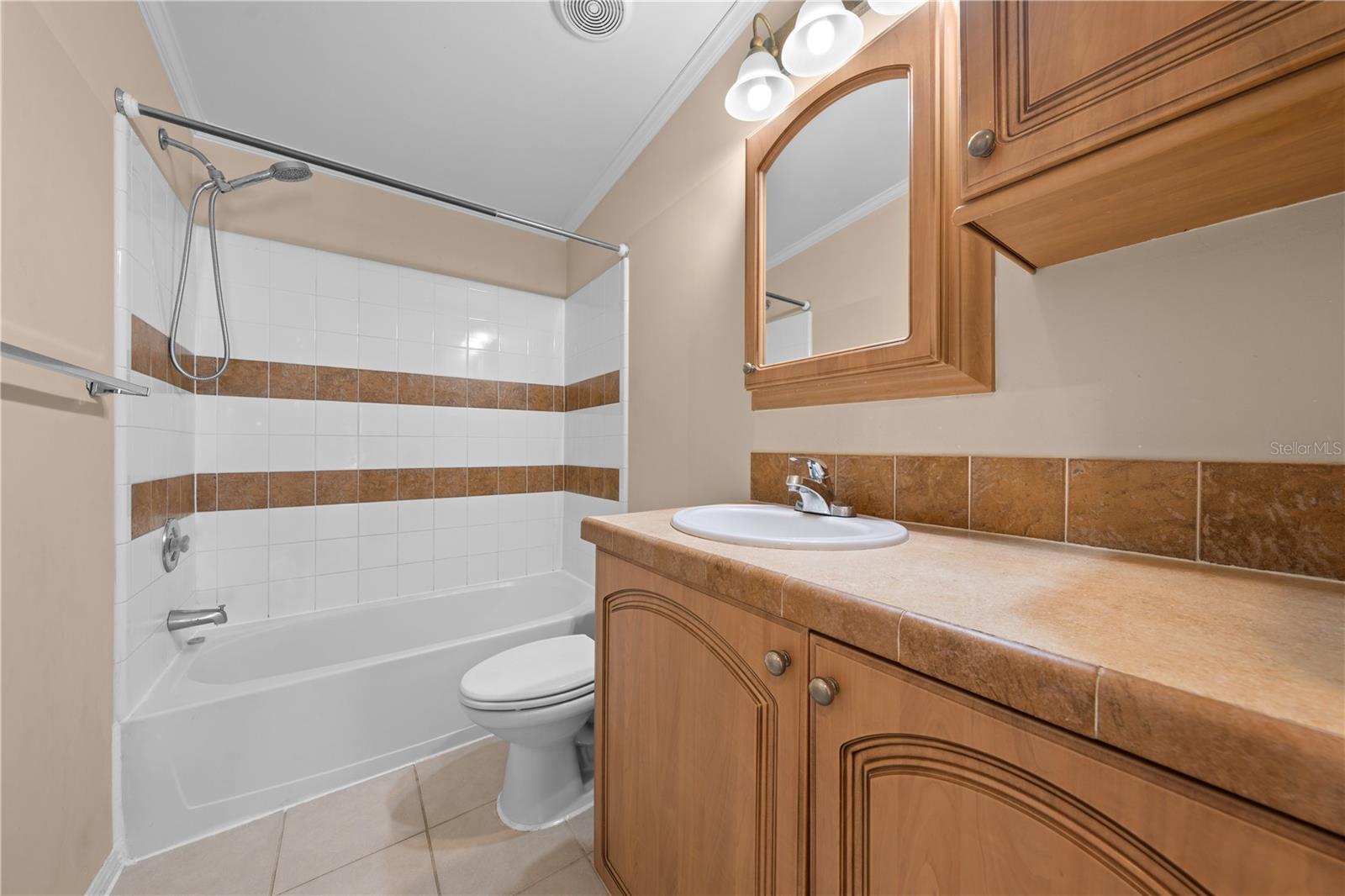 Image 22 of 43 For 1017 Patrick Street