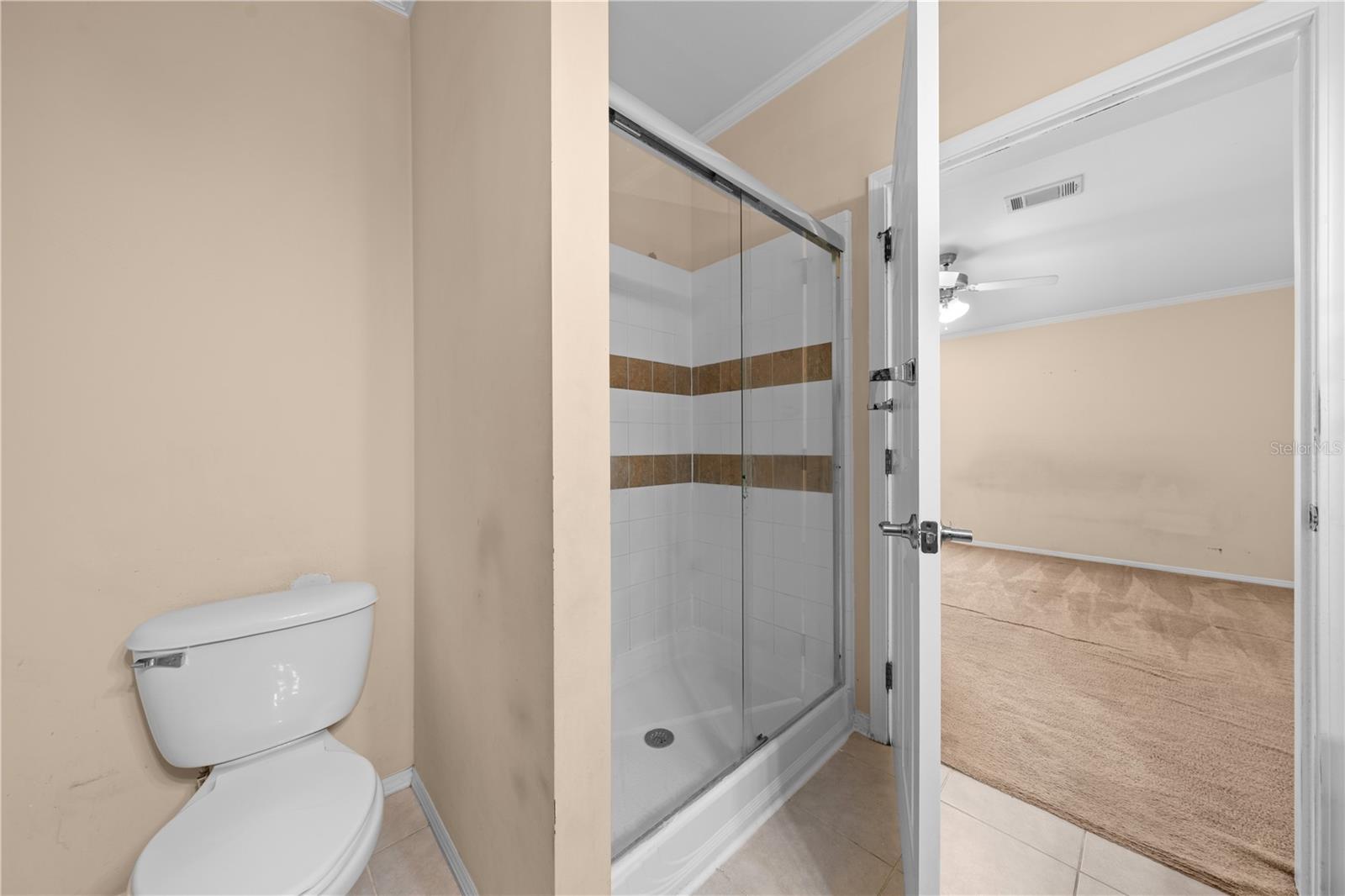 Image 27 of 43 For 1017 Patrick Street