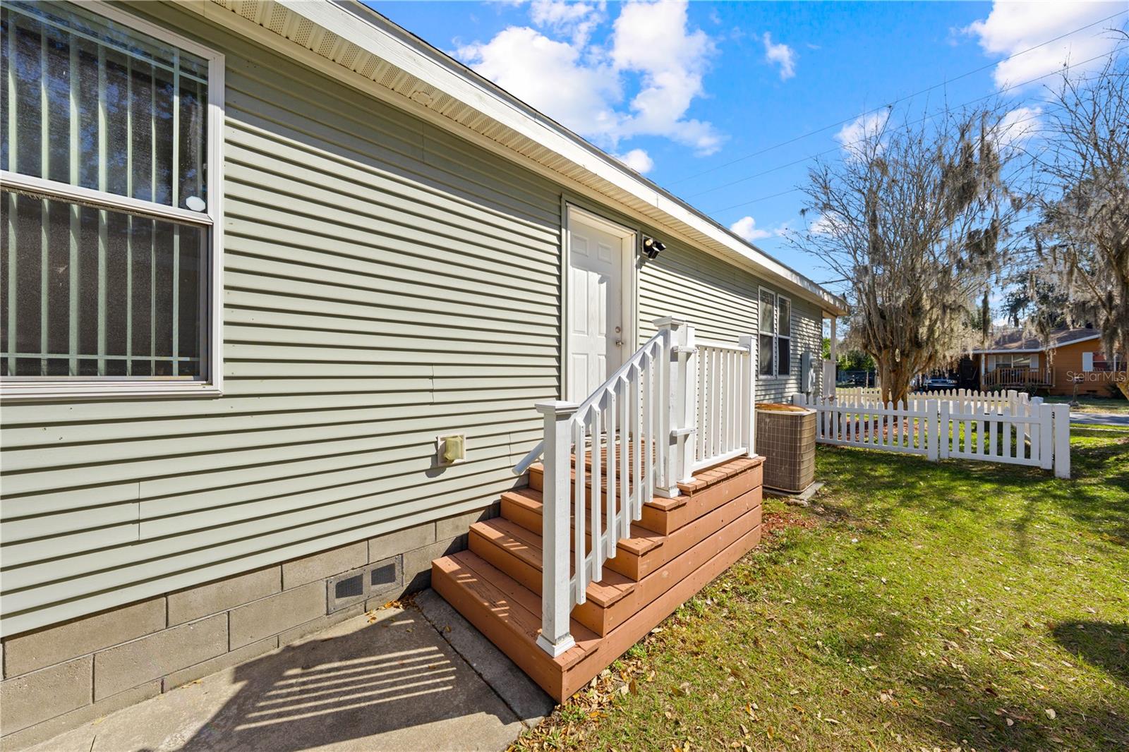 Image 30 of 43 For 1017 Patrick Street