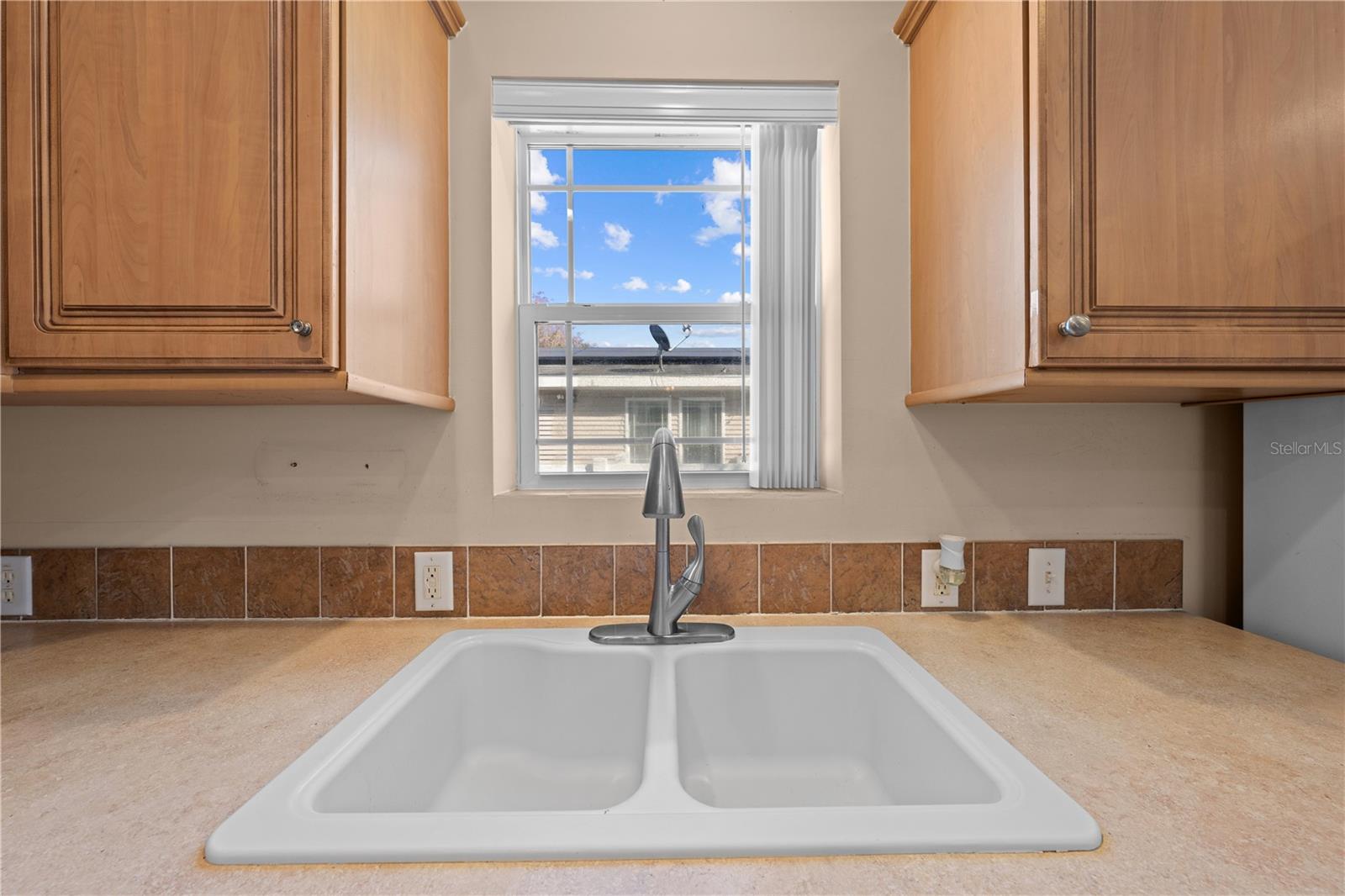 Image 9 of 43 For 1017 Patrick Street