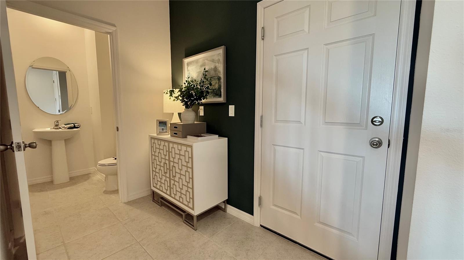 Image 18 of 34 For 1340 Stockwell Avenue