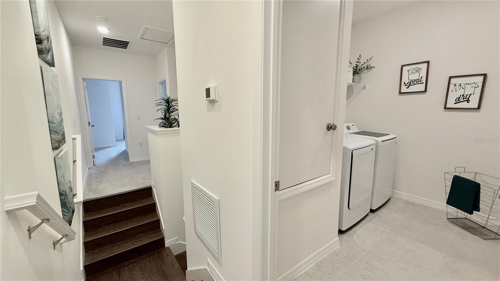 Image 23 of 34 For 1340 Stockwell Avenue