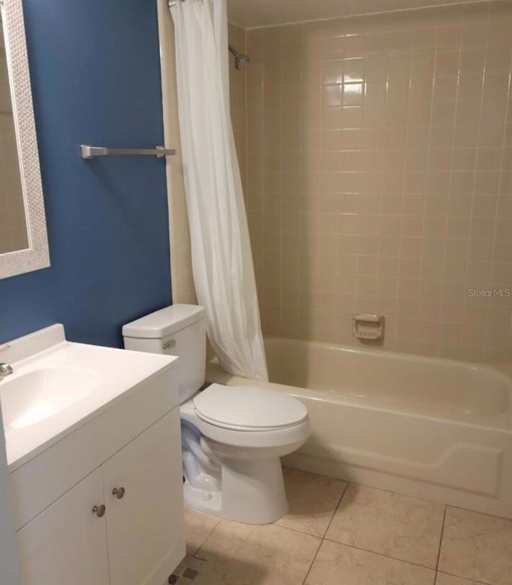 Image 8 of 12 For 783 Squirrel Court B