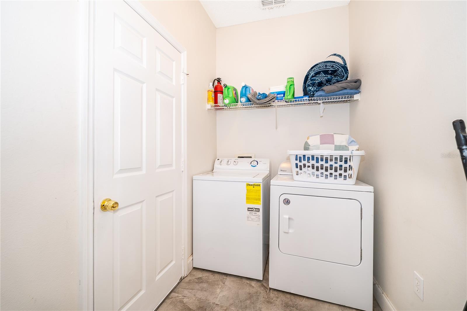 Image 15 of 24 For 5323 Coral Vine Lane