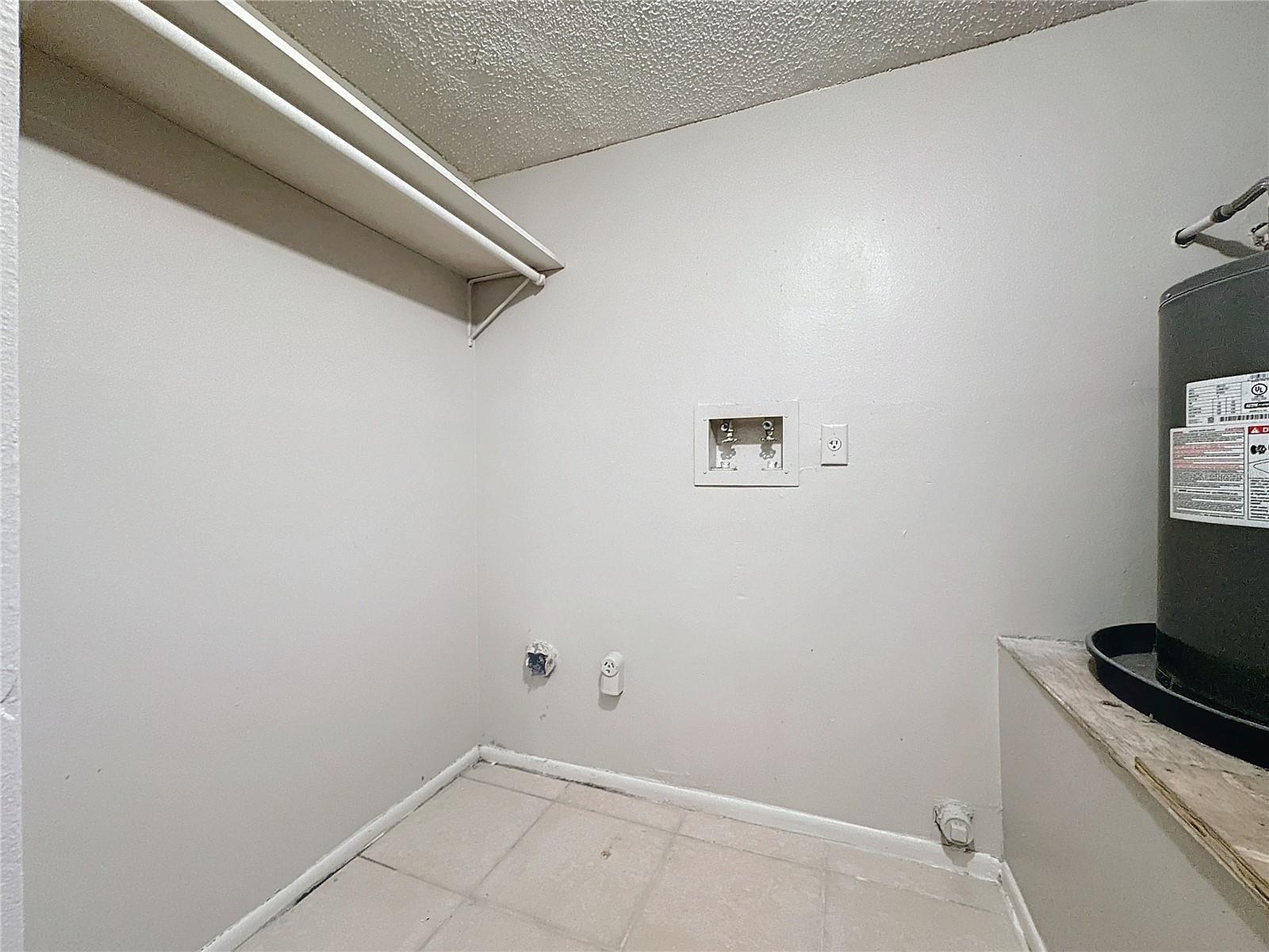 Image 18 of 27 For 4616 Lighthouse Circle 101