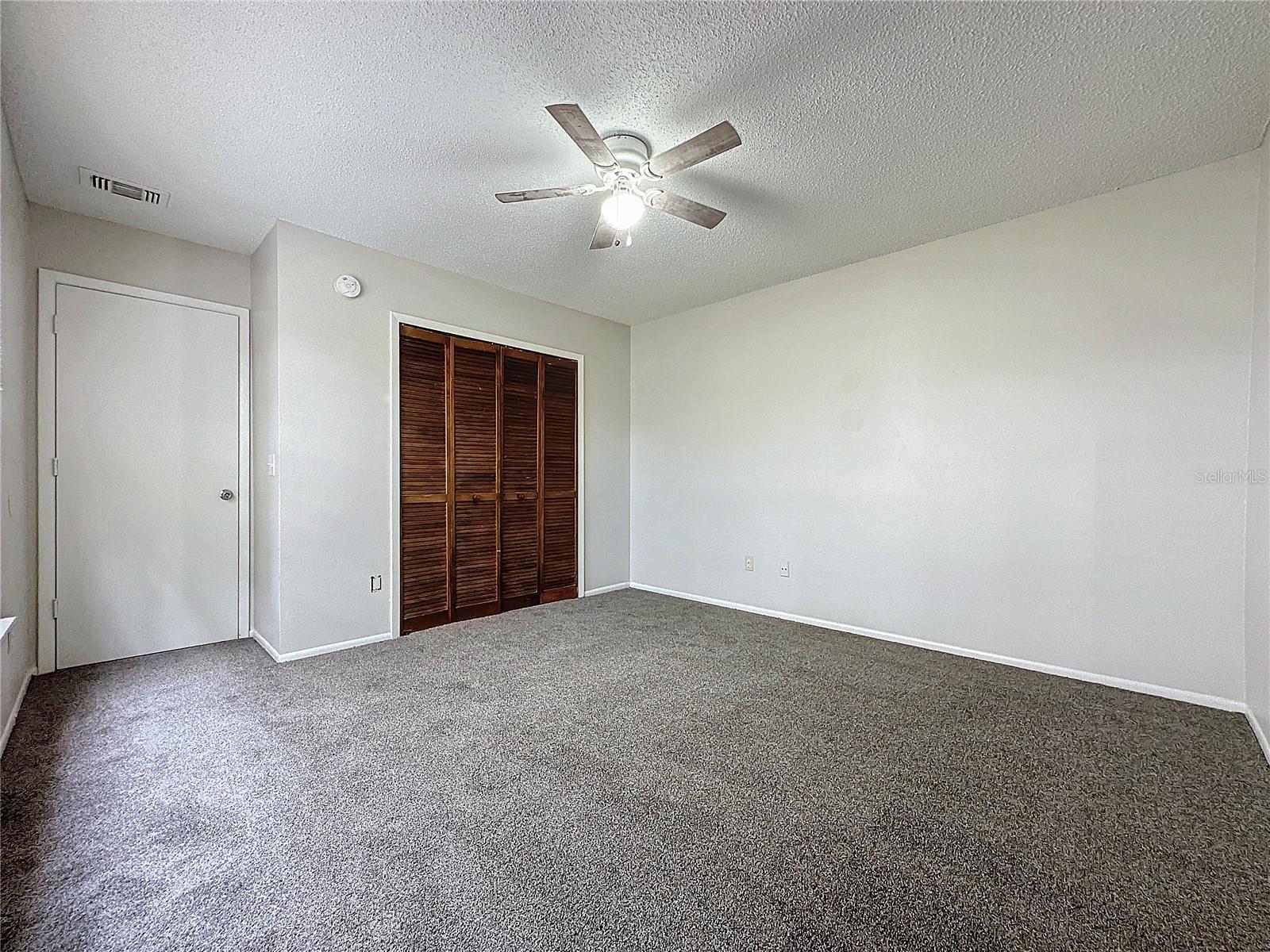 Image 21 of 27 For 4616 Lighthouse Circle 101