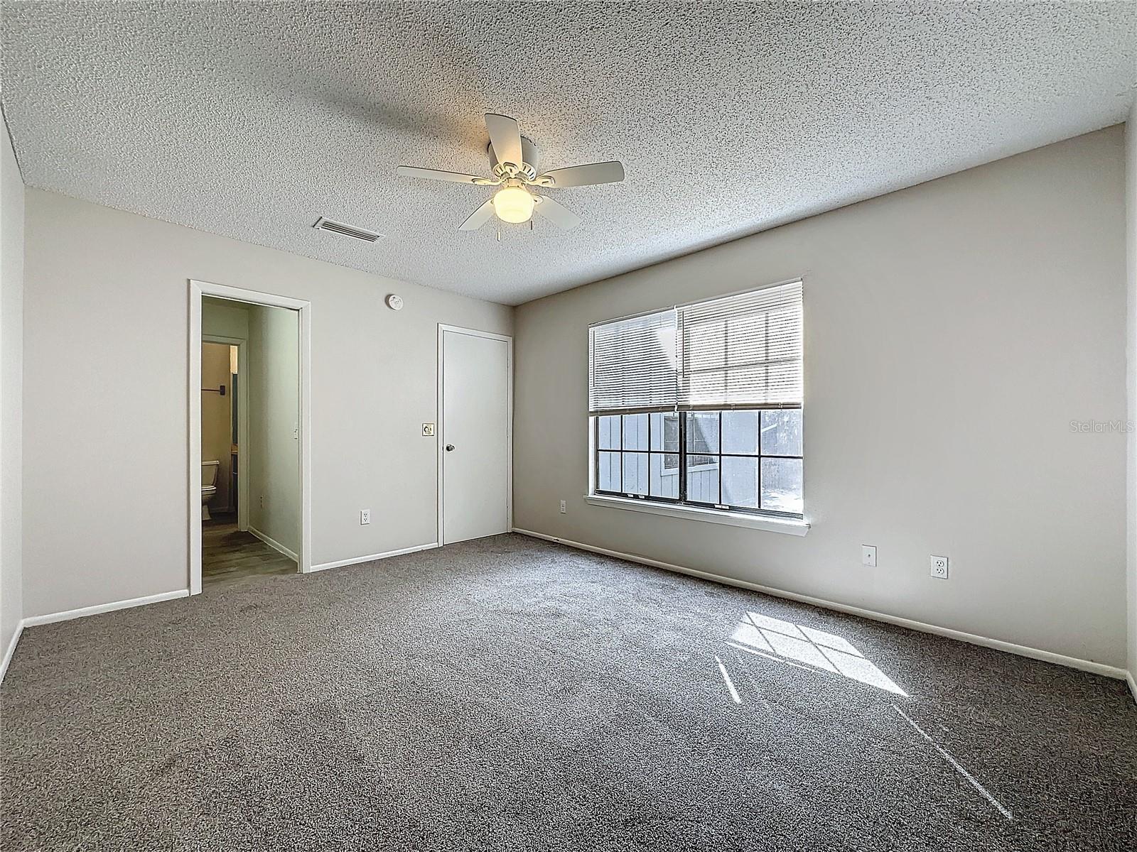 Image 25 of 27 For 4616 Lighthouse Circle 101