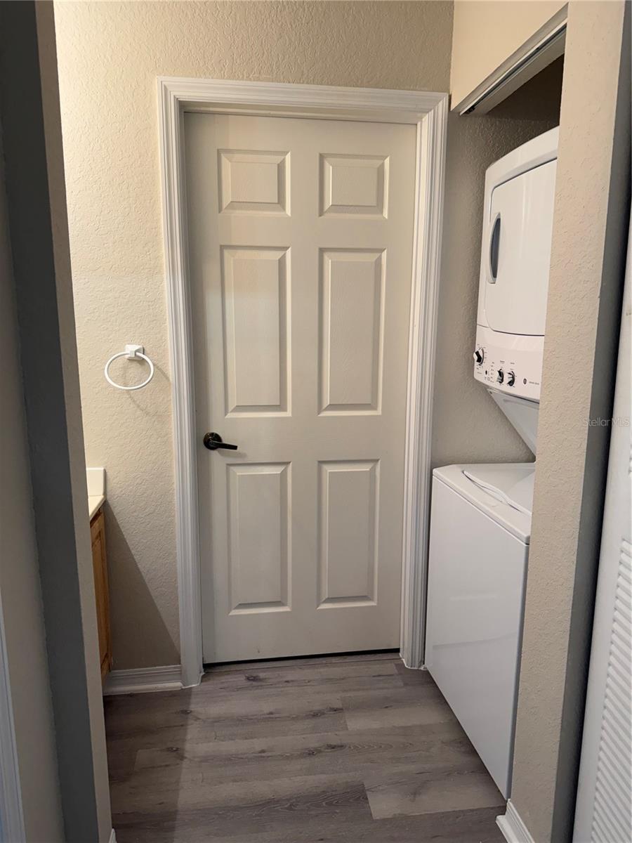 Image 23 of 25 For 4010 San Gallo Drive 103