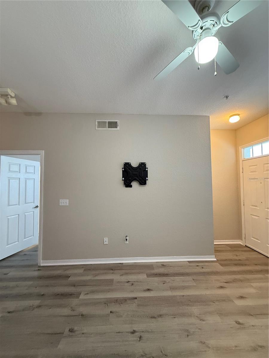 Image 3 of 25 For 4010 San Gallo Drive 103