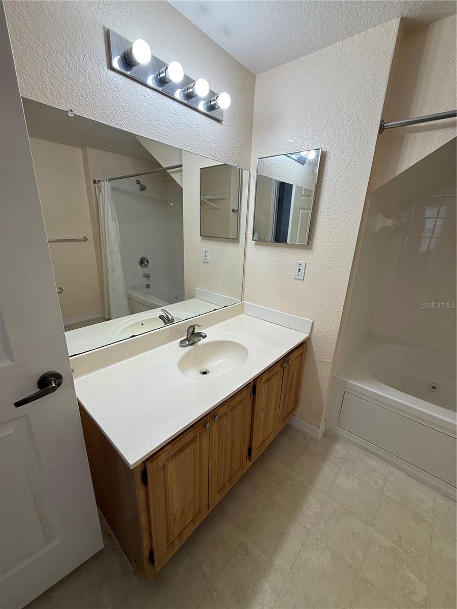 Image 7 of 25 For 4010 San Gallo Drive 103