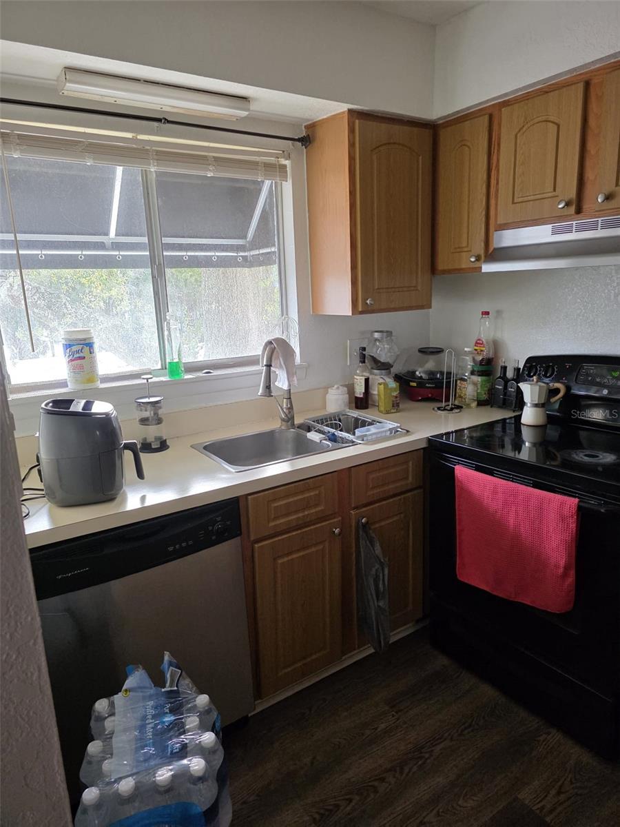 Image 3 of 10 For 4223 Semoran Boulevard 5