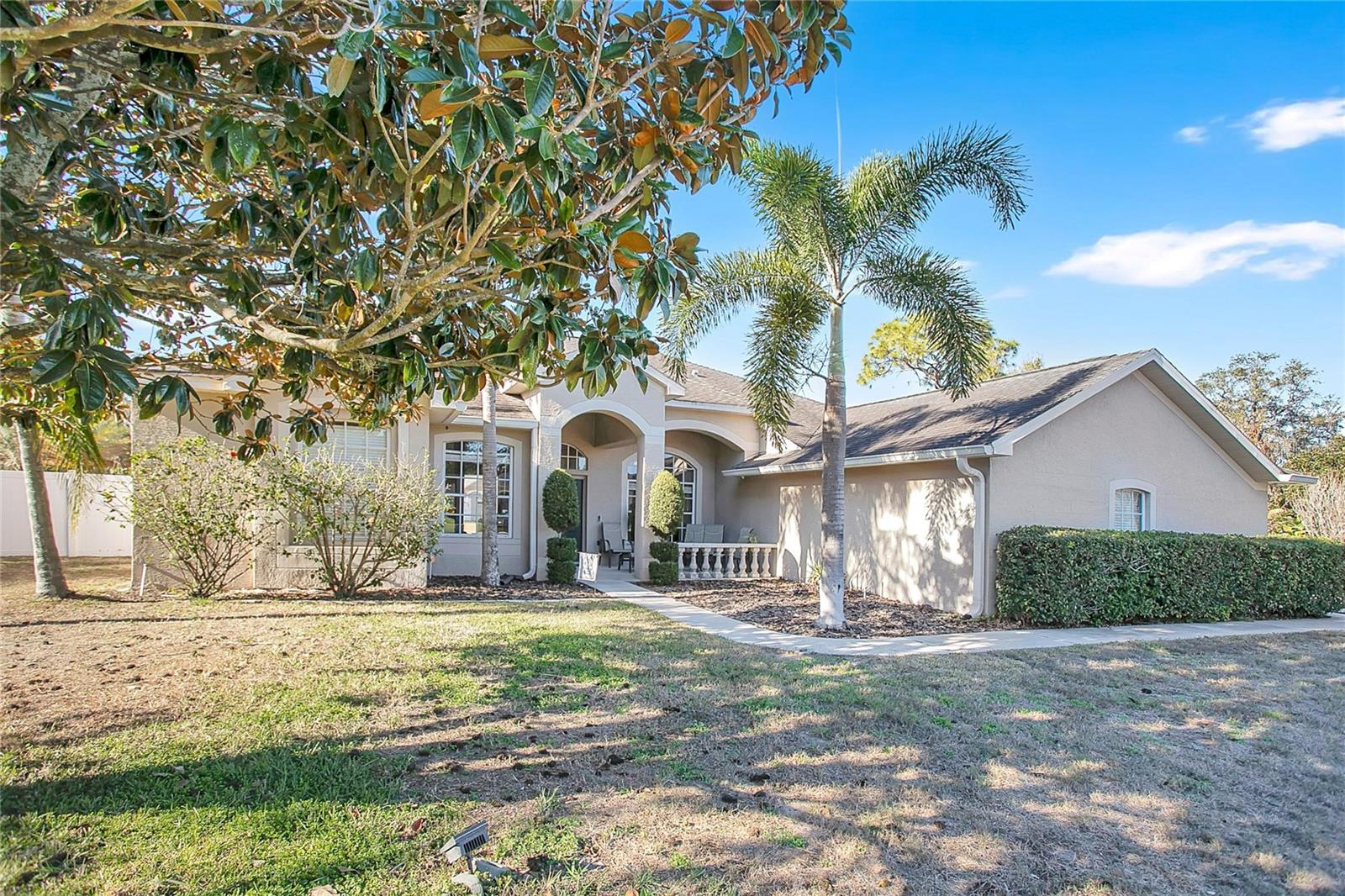 Image 2 of 42 For 10003 Country Carriage Circle