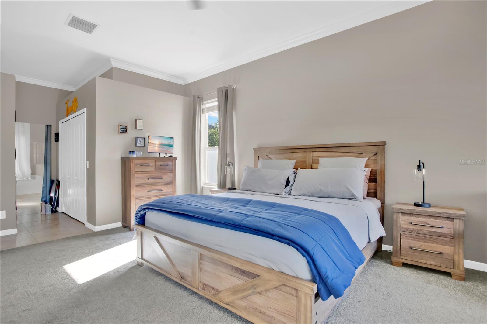 Image 20 of 42 For 10003 Country Carriage Circle